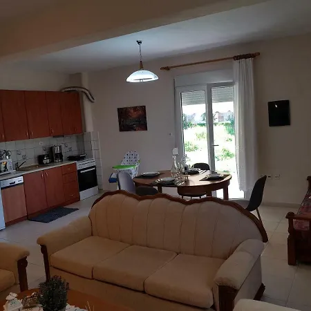 Konstantinos Luxury Apartament Skála Foúrkas