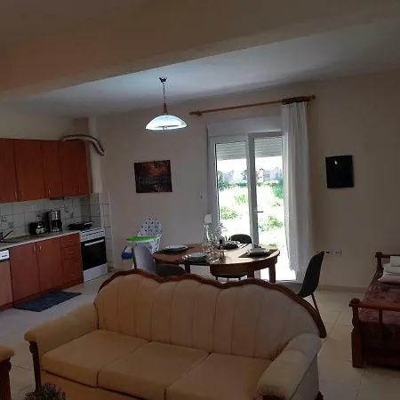 Konstantinos Luxury Apartament Skála Foúrkas